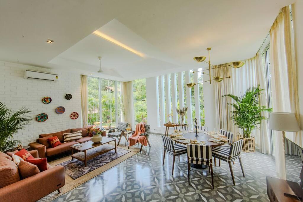 Presidential Luxury Villa Anjuna With Pvt Pool & Bathtub, Most Prime Location Exterior foto